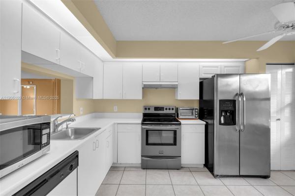 Plymouth At Century Village, 550 SW 137th Ave #208L, Pembroke Pines, Florida 33027, image 2