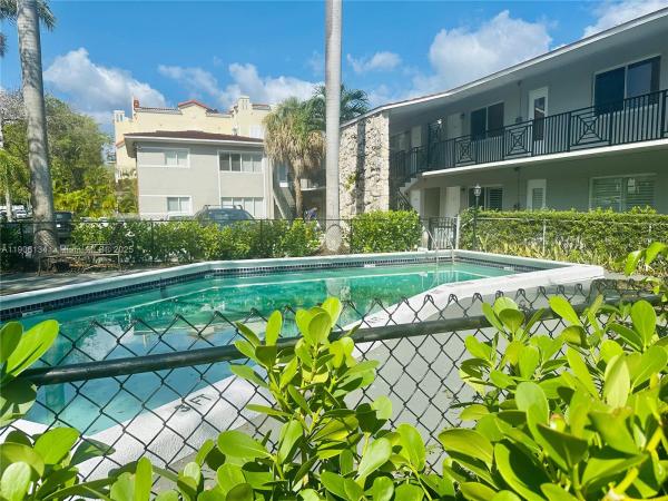 Edgewater Of Coral Gables, 95 Edgewater Dr #107, Coral Gables, Florida 33133, image 1