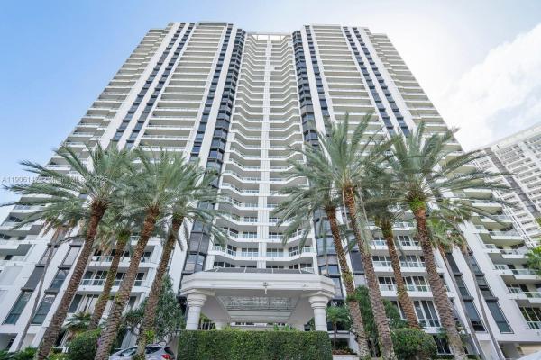 North Tower At The Point, 21205 NE 37th Ave #2204, Aventura, Florida 33180, image 1