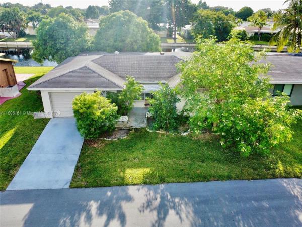 Mainlands Of Tamarac Lakes, 6013 NW 68th Ave, Tamarac, Florida 33321, image 1