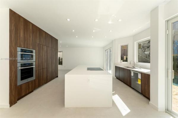 Golden Gate Estates & Marina, 3944 194th Trl #, Sunny Isles Beach, Florida 33160, image 1