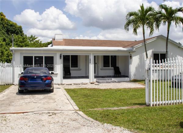 Biscayne Gardens, 295 NE 150th St, Golden Glades, Florida 33161, image 1