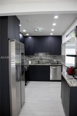 Biscayne Gardens, 295 NE 150th St, Golden Glades, Florida 33161, image 3