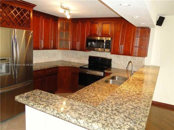Admirals Port West, 2801 NE 183rd St #1411W, Aventura, Florida 33160, image 3