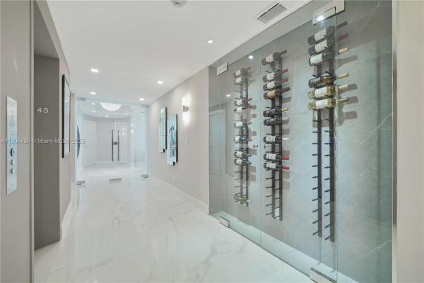 Portofino Tower, 300 S Pointe Dr #4306, Miami Beach, Florida 33139, image 1