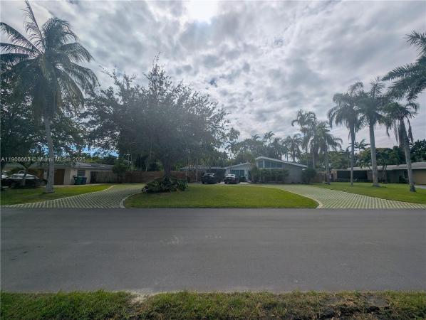 Coletown Acres, 10460 SW 110th St, Kendall, Florida 33176, image 3