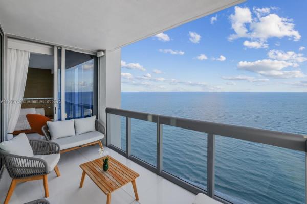 North Carillon Beach, 6899 Collins Ave #2208, Miami Beach, Florida 33141, image 1