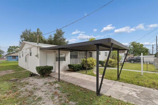 Oakland Park, 7645 NW 16th Ave, Gladeview, Florida 33147, image 2