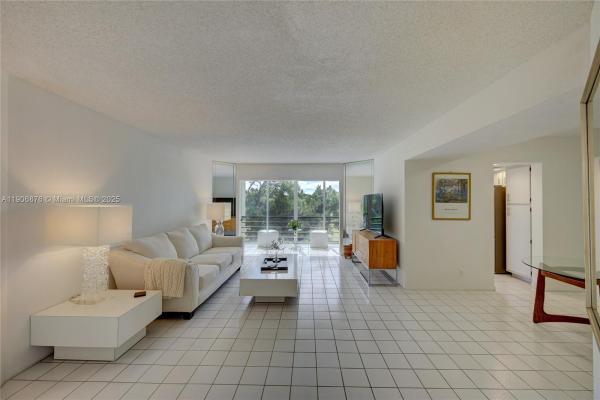Lenox At Poinciana Place, 3654 Via Poinciana #502, Lake Worth, Florida 33467, image 2