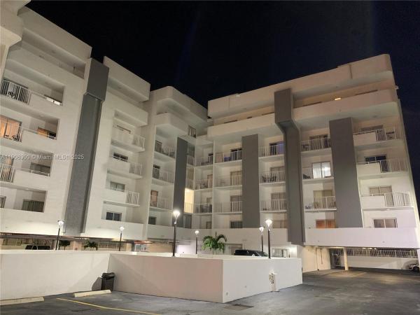 Bayonne, 395 NE 21st St #406, Miami, Florida 33137, image 1