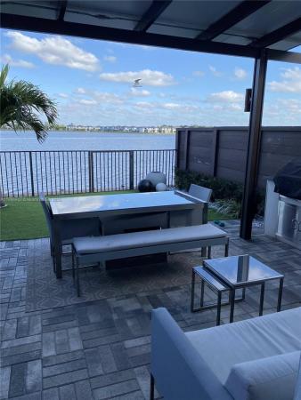 Satori, 15855 NW 90th Ct, Miami Lakes, Florida 33018, image 2