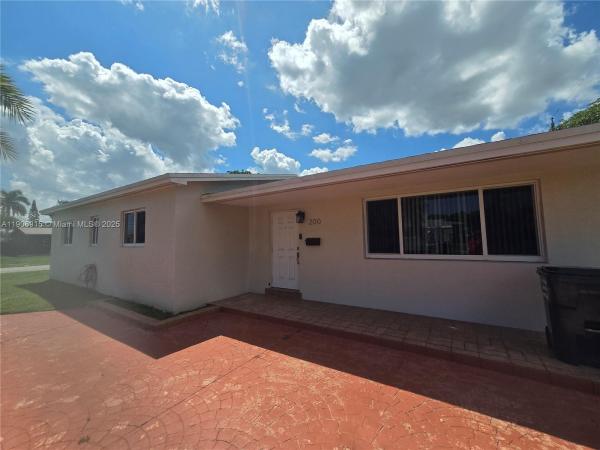 Boulevard Heights, 200 N 69th Ave, Hollywood, Florida 33024, image 1