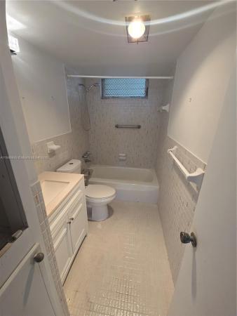 Point East, 2910 Point East Dr #M312, Aventura, Florida 33160, image 1