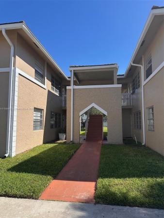 Lakewood Village Of Coral Springs, 1021 Twin Lakes Dr #28-H, Coral Springs, Florida 33071, image 1