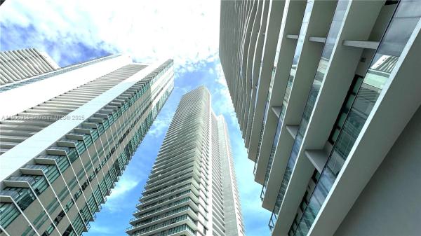 Paraiso Bayviews, 501 NE 31st St #1401, Miami, Florida 33137, image 1