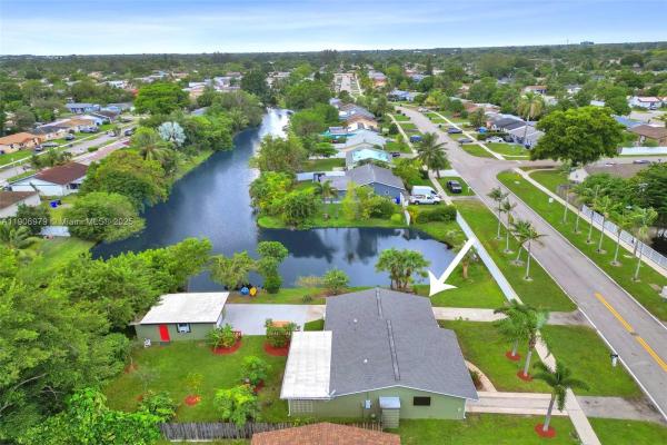 North Lauderdale Village, 7804 SW 5th St, North Lauderdale, Florida 33068, image 2