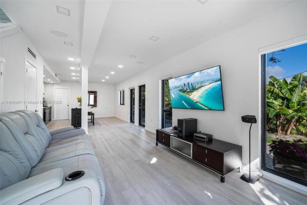 South Bay Estates, 2692 SW 31st Ave, Miami, Florida 33133, image 2