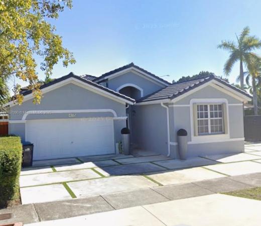 Miami, Florida 33185, image 1