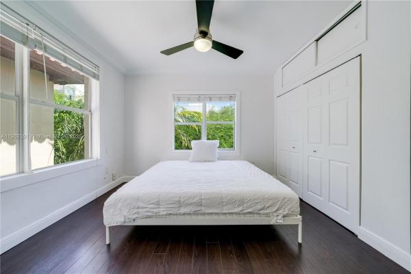 Menores, 119 Menores Ave #8, Coral Gables, Florida 33134, image 3