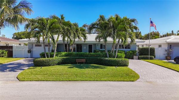Coral Woods, 3654 NE 19th Ave, Oakland Park, Florida 33308, image 1