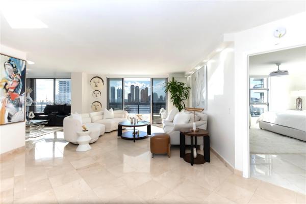 Mystic Pointe Tower 400, 3500 Mystic Pointe Dr #2206, Aventura, Florida 33180, image 3