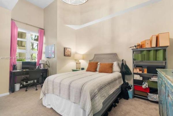 Metropolitan, 403 S Sapodilla Ave #104, West Palm Beach, Florida 33401, image 2