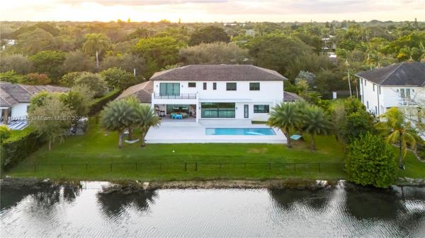 Oakridge Estates, 11907 SW 70th Ave, Pinecrest, Florida 33156, image 3