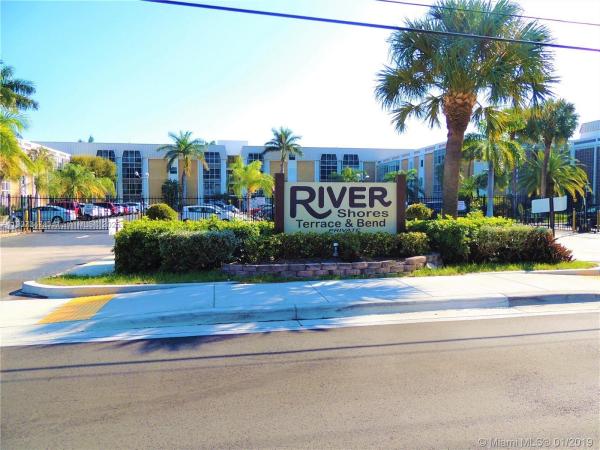 Avon At River Shores, 3040 NE 16th Ave #216, Oakland Park, Florida 33334, image 1