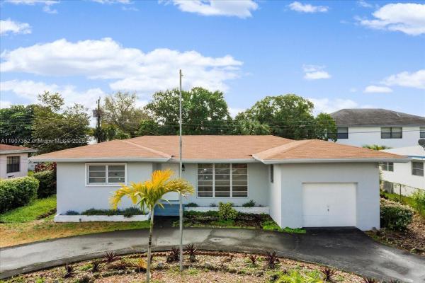 Monticello Park, 1060 NE 166th St #, North Miami Beach, Florida 33162, image 1