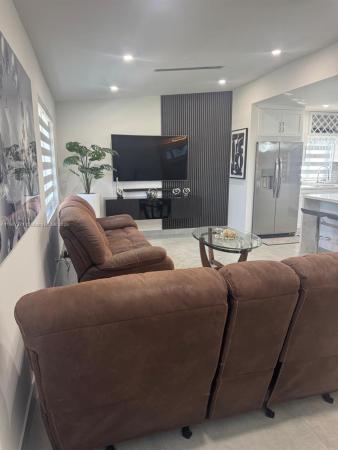 Eureka Manor, 12250 SW 185th St, South Miami Heights, Florida 33177, image 3