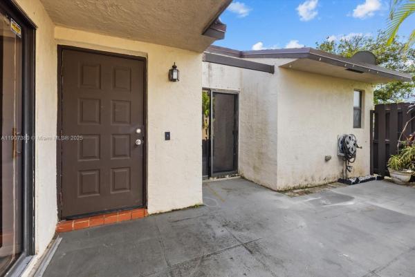 Waterview Estates, 3502 Waterview Cir, Palm Springs, Florida 33461, image 3