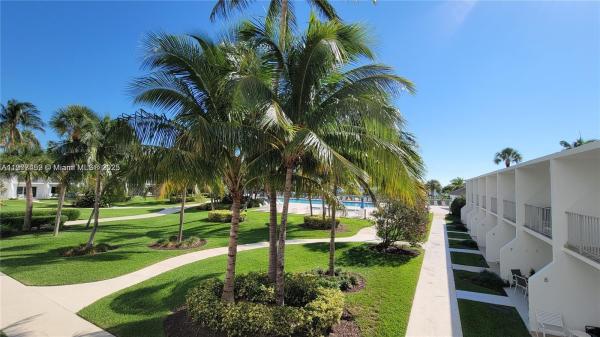 Casa Del Mar, 881 Ocean Dr #TH10, Key Biscayne, Florida 33149, image 1