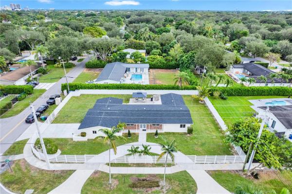 10705 SW 87th Ave, Miami, Florida 33176, image 1