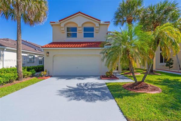Royal Bay, 1249 NW 159th Ave, Pembroke Pines, Florida 33028, image 1