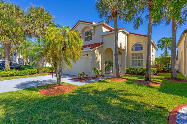 Royal Bay, 1249 NW 159th Ave, Pembroke Pines, Florida 33028, image 2