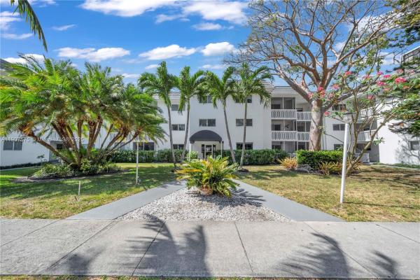 Galen Drive West, 200 Galen Dr #308, Key Biscayne, Florida 33149, image 1