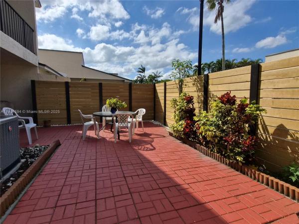 10904 SW 72nd St #54, Unincorporated Dade County, Florida 33173, image 1