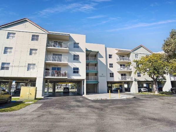 Saga Bay Gardens, 8260 SW 210th St #302, Cutler Bay, Florida 33189, image 1