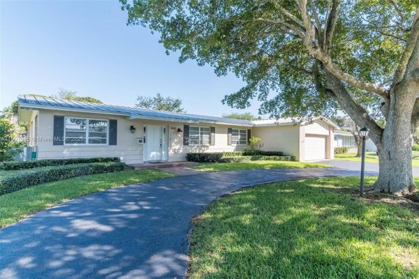 Green Briar Acres, 8041 SW 139th Ter, Palmetto Bay, Florida 33158, image 1