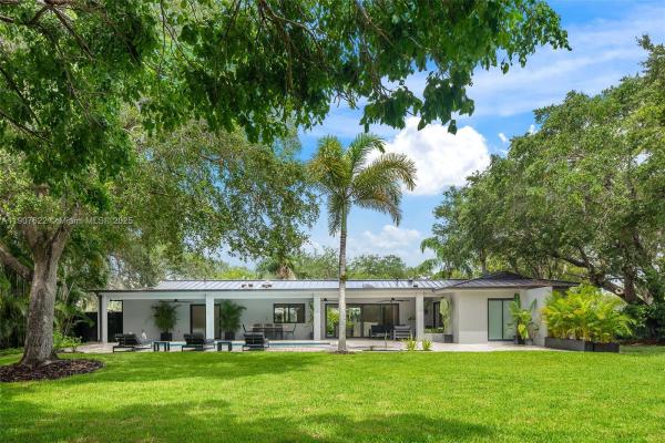 Old Cutler Estates, 15121 SW 69th Ct, Palmetto Bay, Florida 33158, image 1