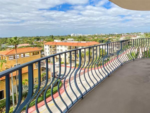 Champlain Towers North, 8877 Collins Ave #604, Surfside, Florida 33154, image 1