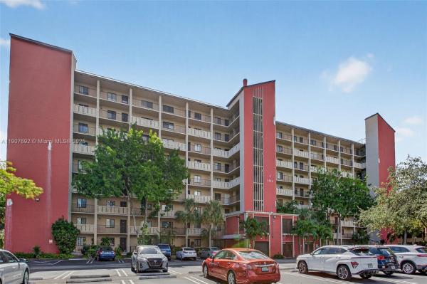 Cypress Bend, 2206 S Cypress Bend Dr #301, Pompano Beach, Florida 33069, image 1