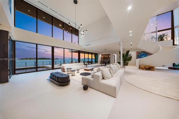 Sans Souci Estates, 11400 N Bayshore Dr, North Miami, Florida 33181, image 3