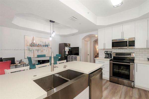 Pembroke Cay, 1081 SW 143rd Ave #1205, Pembroke Pines, Florida 33027, image 3