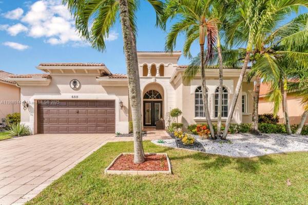 Waters Edge At Briar Bay, 6313 Paradise Cv, West Palm Beach, Florida 33411, image 1