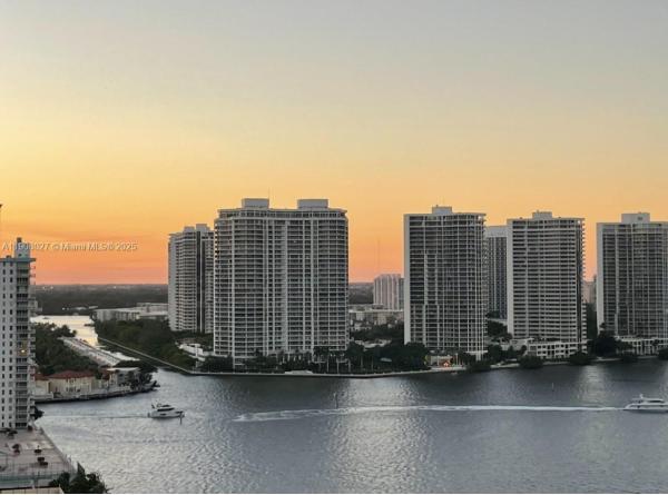 Winston Towers 400, 231 174th St #2202, Sunny Isles Beach, Florida 33160, image 1