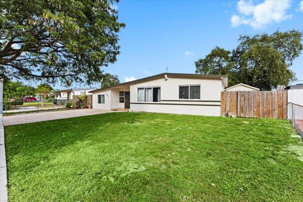 Lake Forest, 3911 SW 32nd Ave, West Park, Florida 33023, image 2