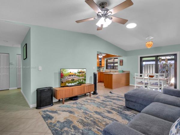 Forest Lake, 5912 SW 112th Ter, Cooper City, Florida 33330, image 3