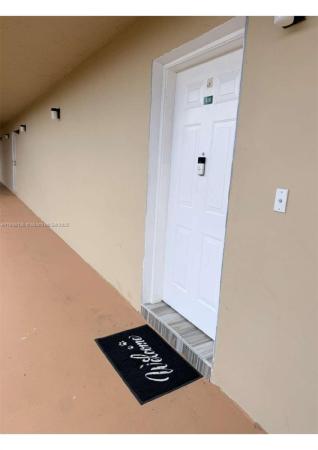 International, 6780 W 2nd Ct #416, Hialeah, Florida 33012, image 1