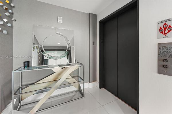 900 Biscayne Bay, 900 Biscayne Blvd #6201, Miami, Florida 33132, image 2